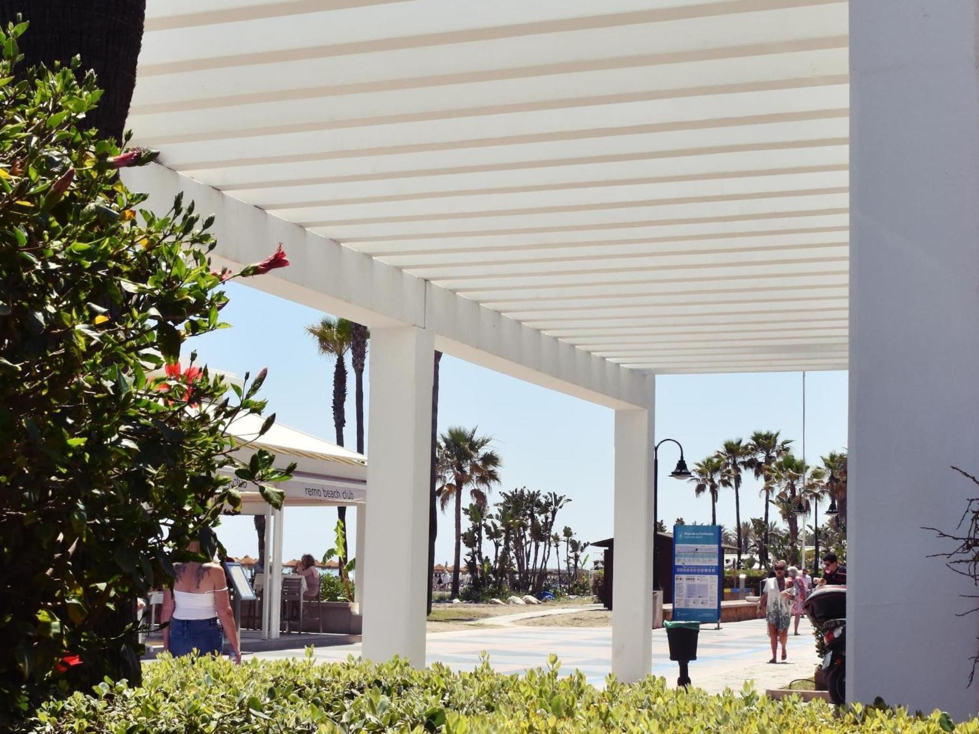 Apartamento Luminoso De 3 A Pie De Playa En Torremolinos